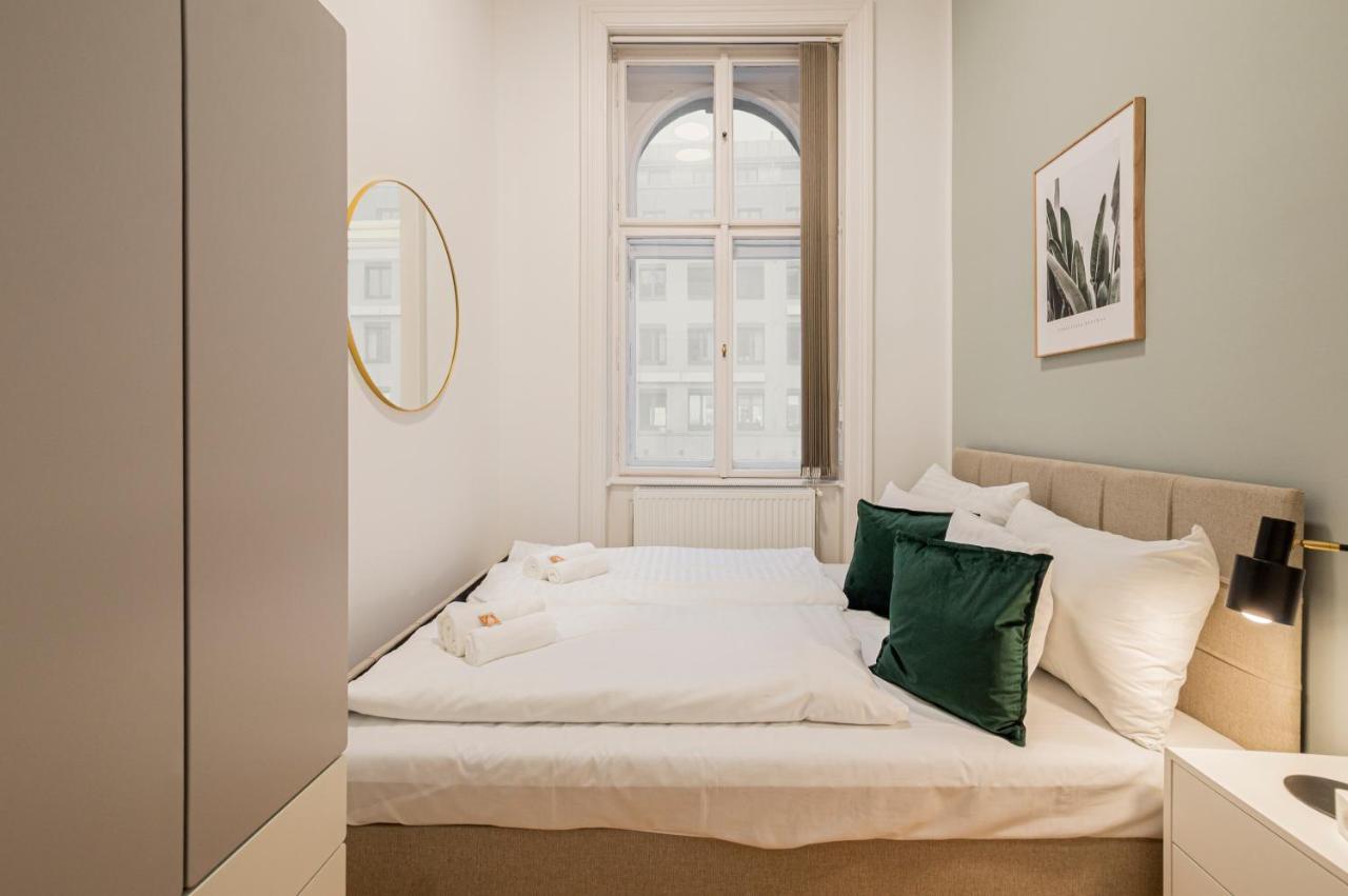 Charming Apt Perfect For 4-6 Tram, Self-Checkin Wien Exteriör bild