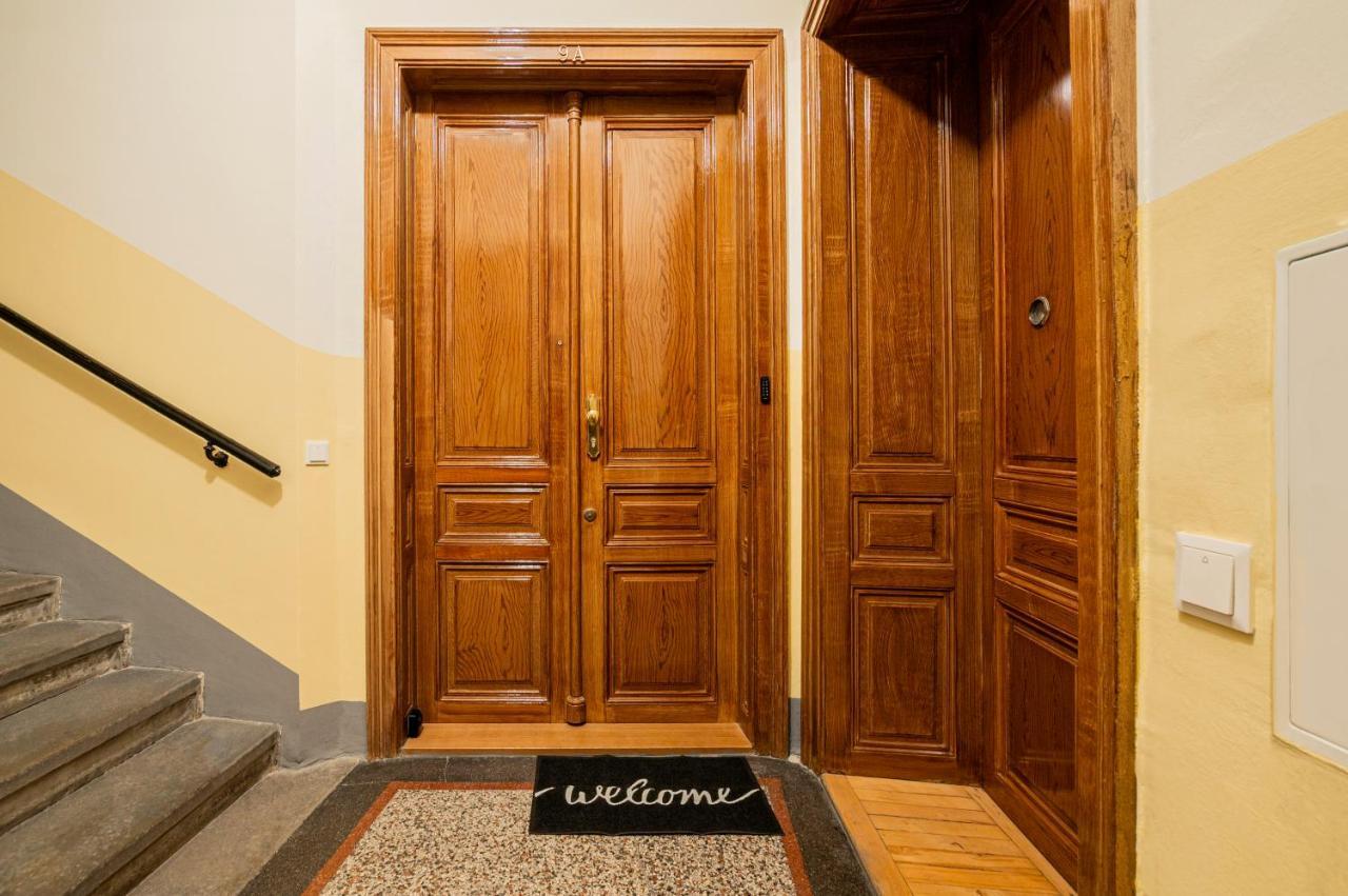 Charming Apt Perfect For 4-6 Tram, Self-Checkin Wien Exteriör bild